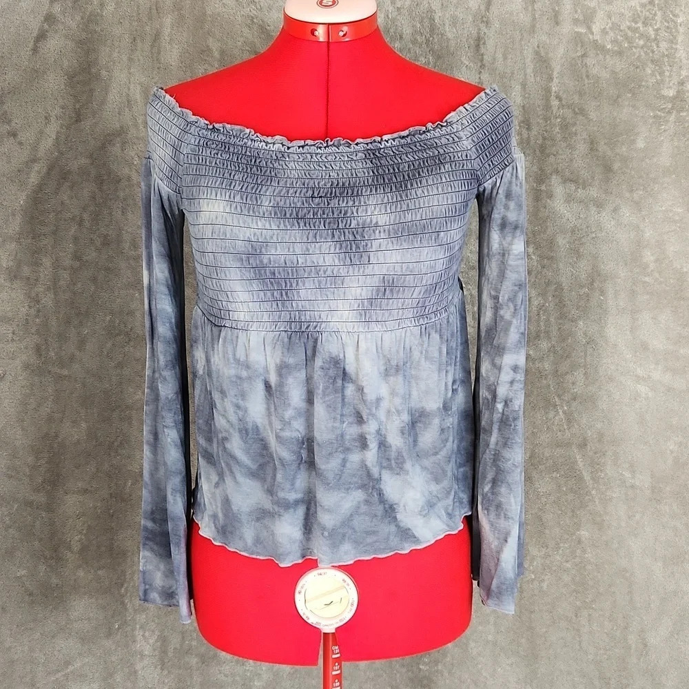 American Eagle Gray Tie Dye Off Shoulder Smocked Top Medium